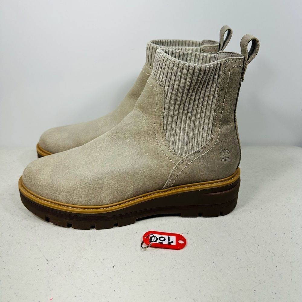 Timberland Cervinia Valley Chelsea Boots Newin box size 8,5